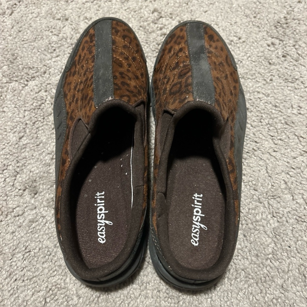 Easy Spirit Athletic Clog Mule Leopard Print Size 8